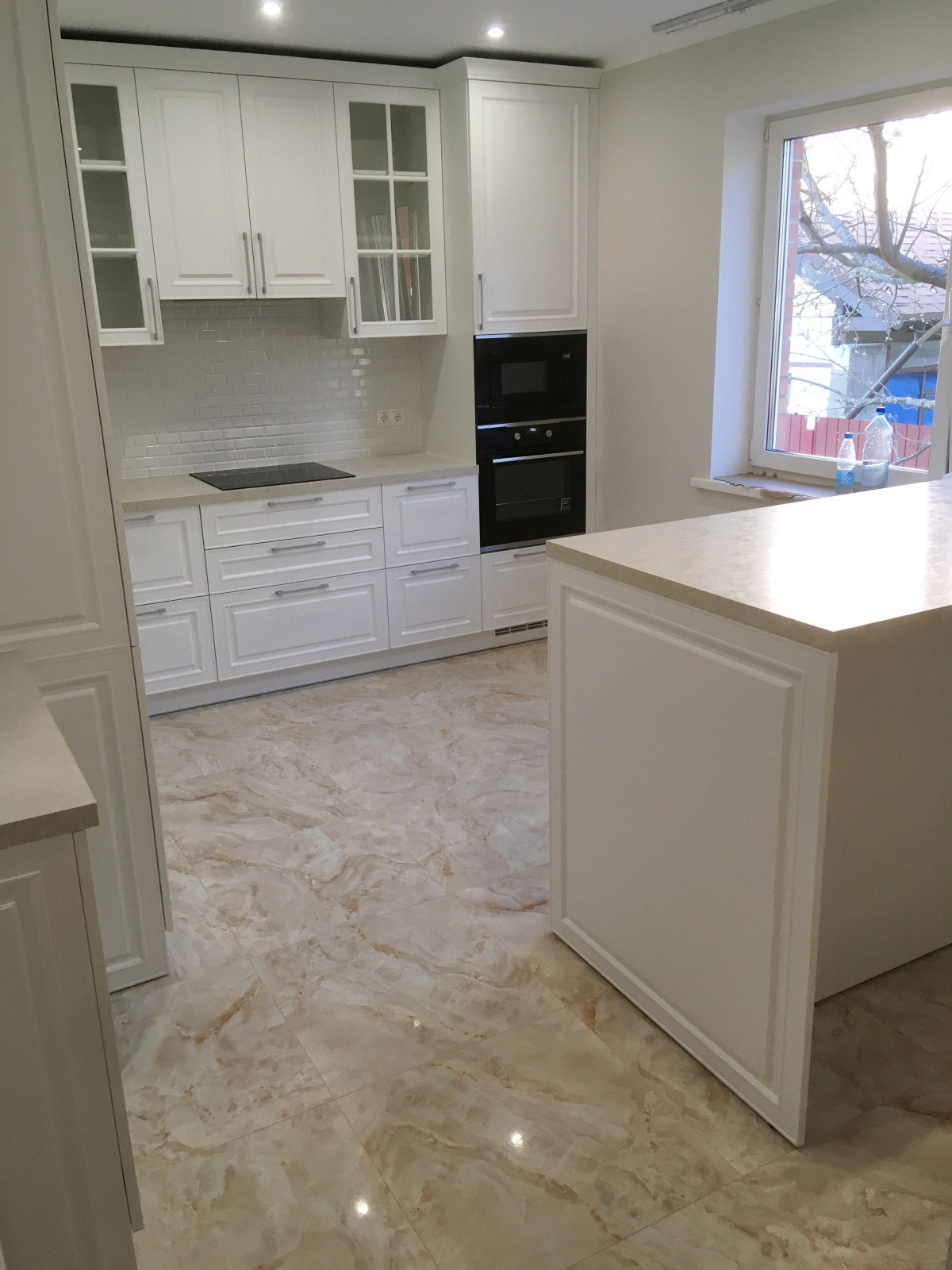 Кухня неоклассика