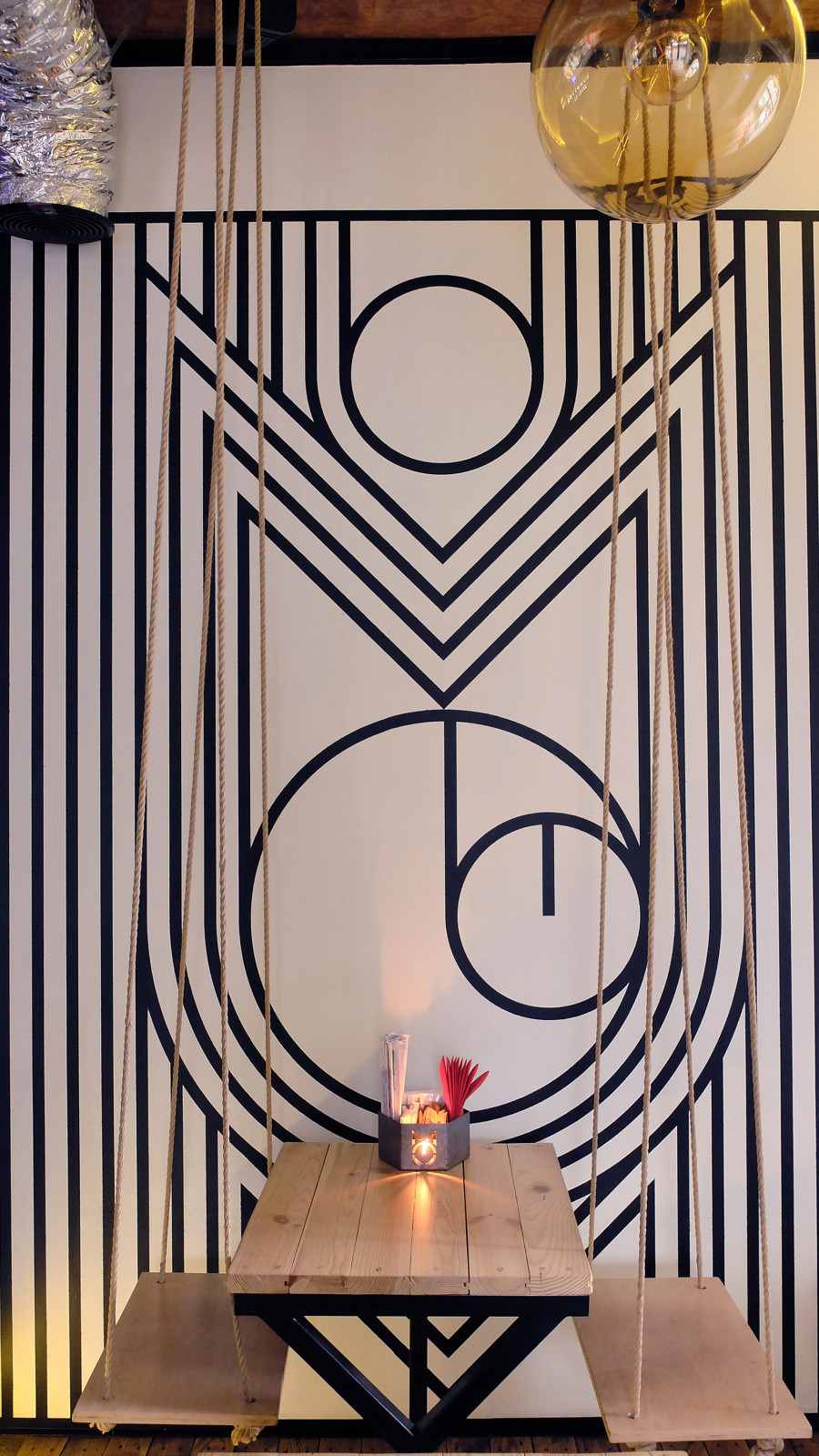 Обложка проекта: MOMOYAMA Ramen bar