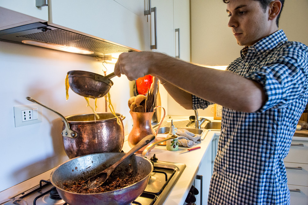 Houzz Италия: Шеф-повар готовит пасту в своем палаццо