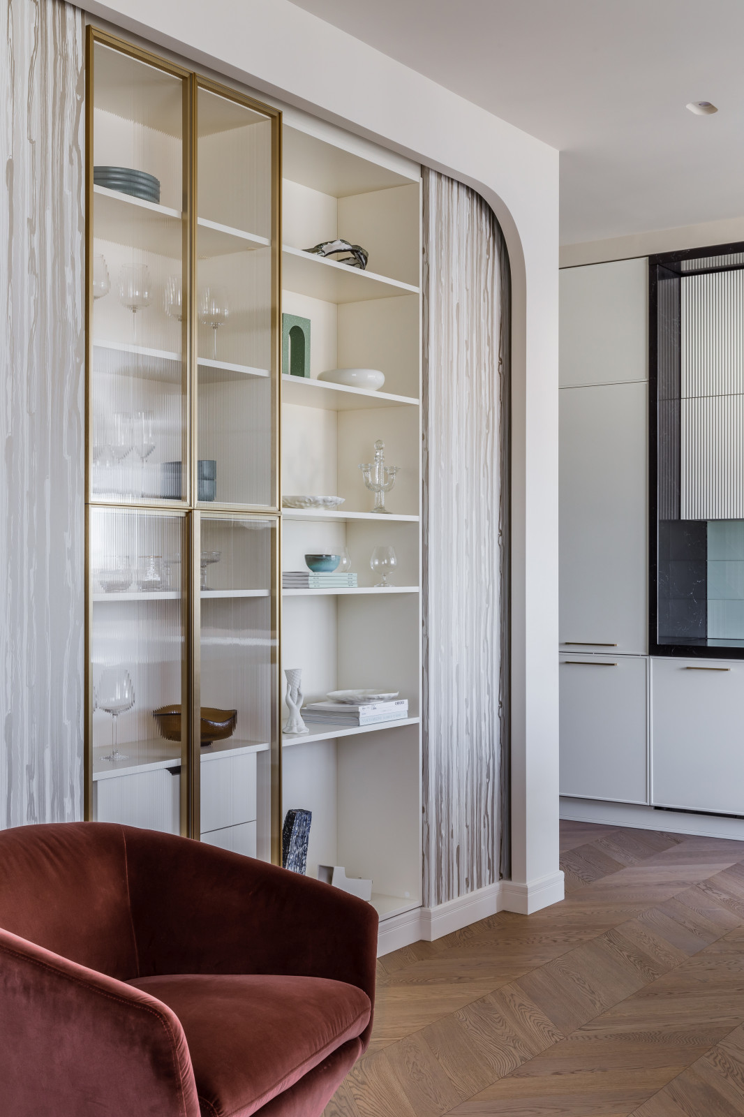 Дом с синими человечками