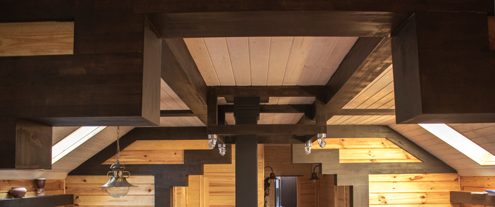 оттделка потолка коттедж "шале на палубе"