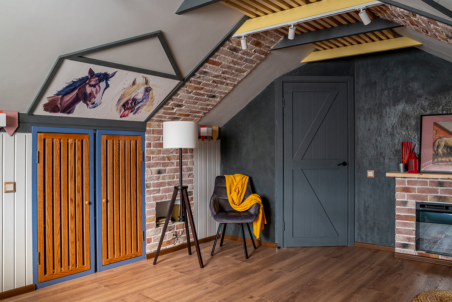 "Конный двор"