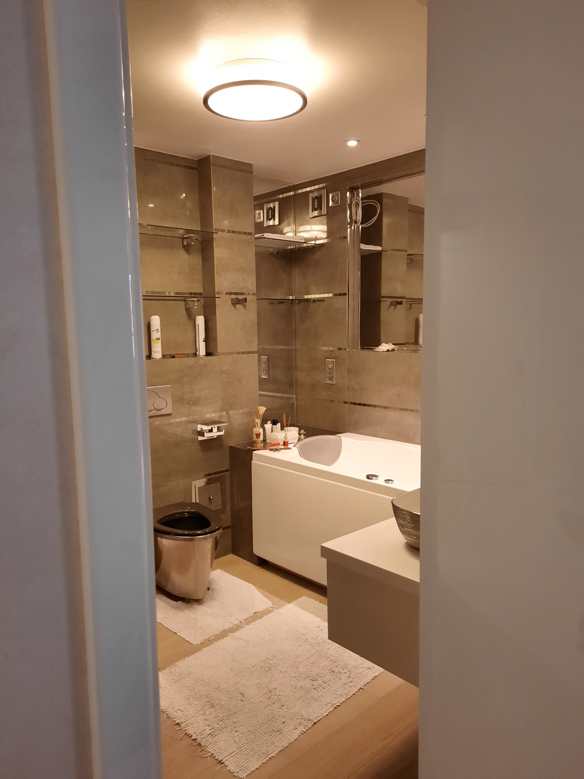 Фактуры,рельефы,свет..продолжение следует)72 кв.метра