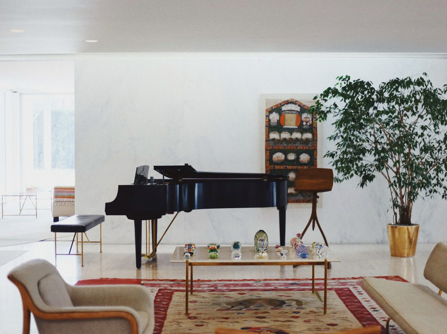 Адреса: 10 мест, куда идти за винтажным светом и мебелью