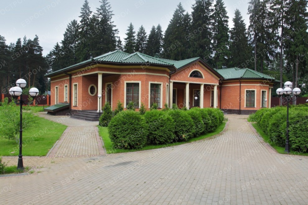 Загородный дом в Репино, площадь 560м2