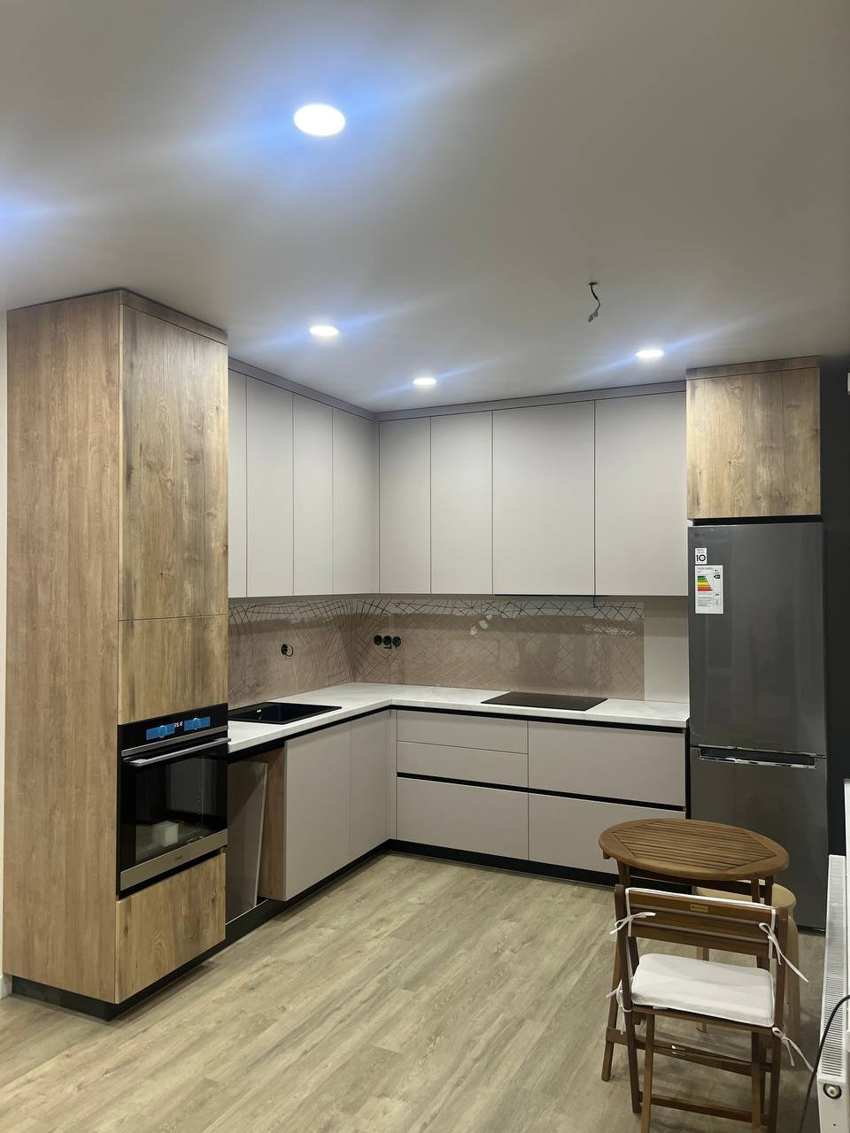 Обложка проекта: Кухонный гарнитур 2472