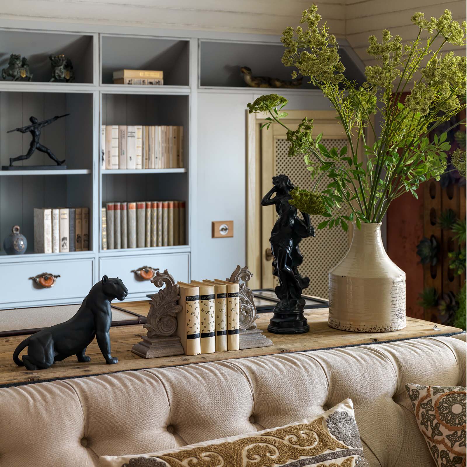 Дизайн мастерской в загородном доме