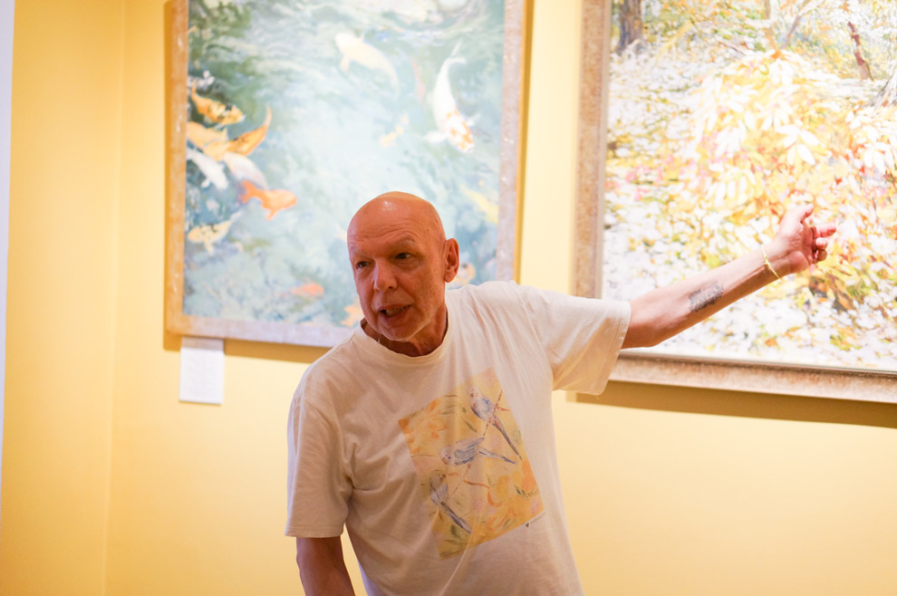 Выставка живописи "Подари мне сад ..."