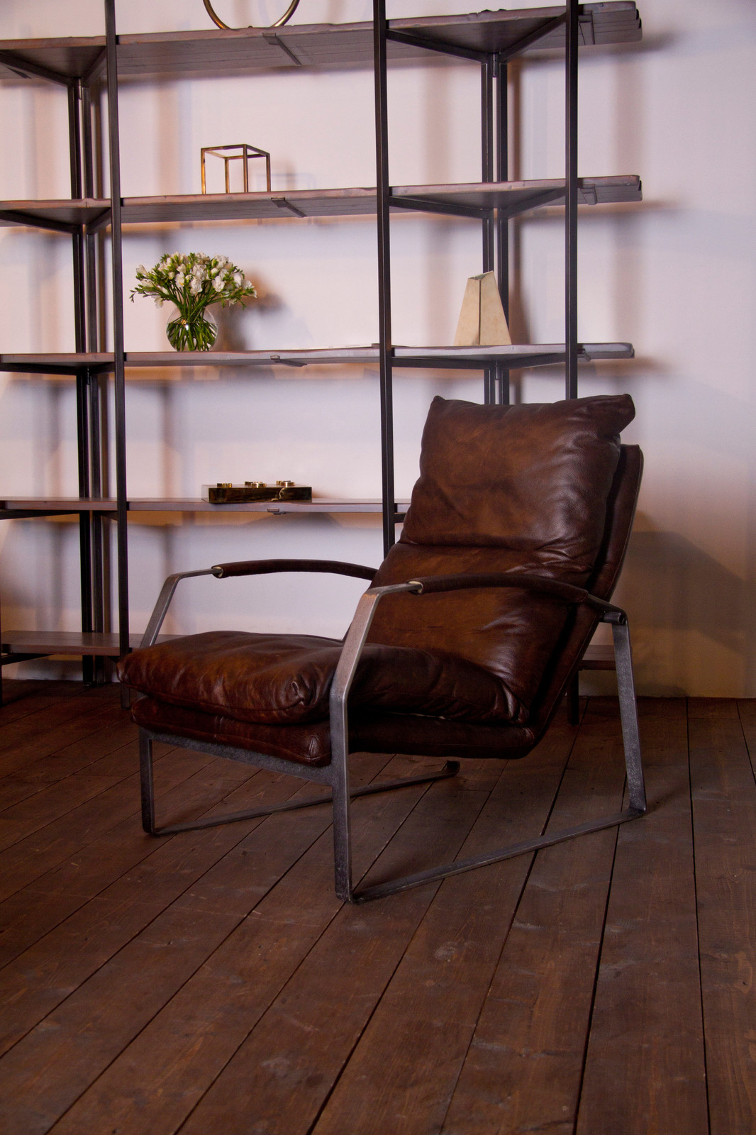 Кожаное кресло