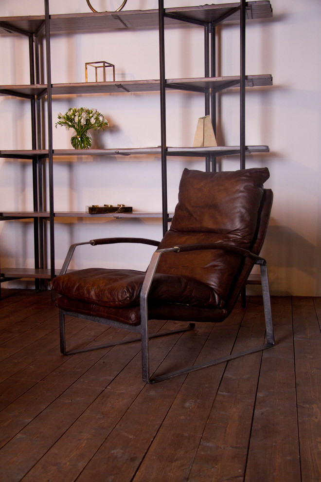 Кожаное кресло