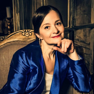 Анна Бутова