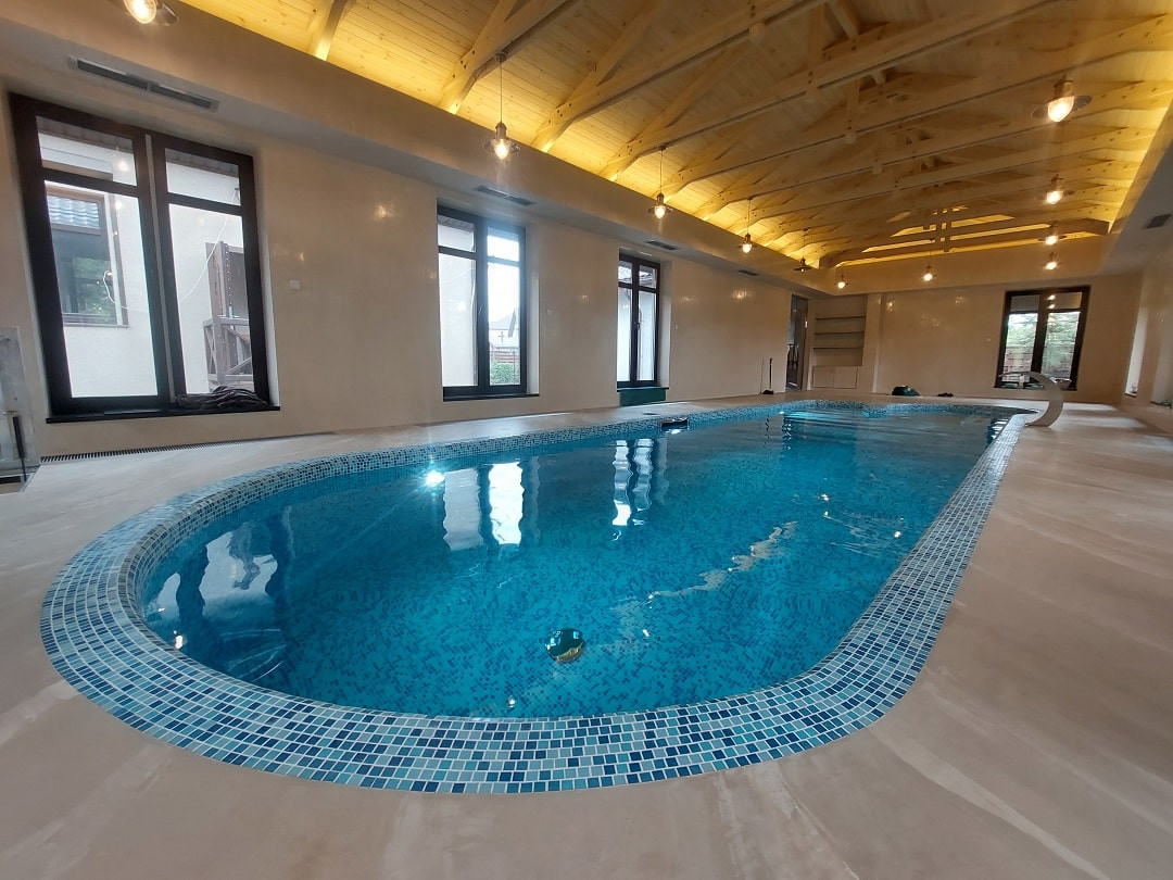 Обложка проекта: Бассейн в спа-центре