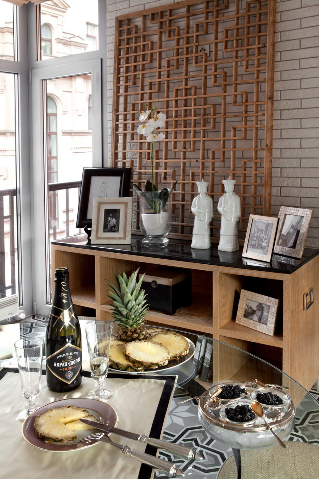 В серой дымке