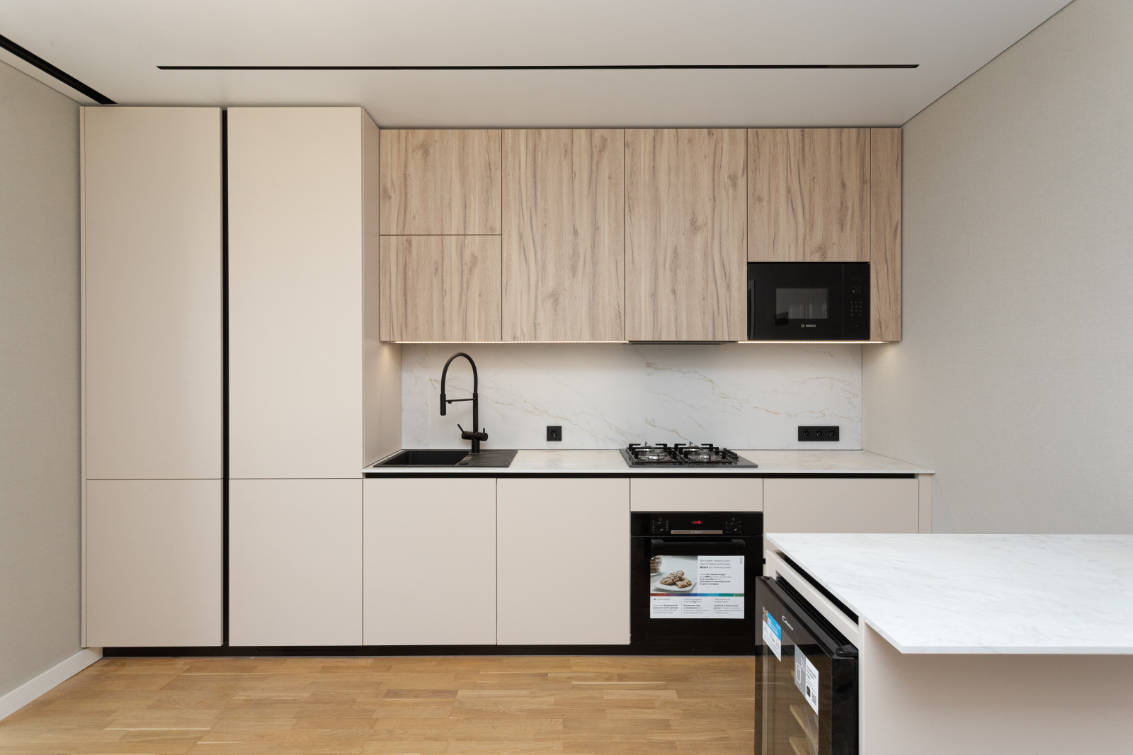 Современная кухня на ул. Озерной