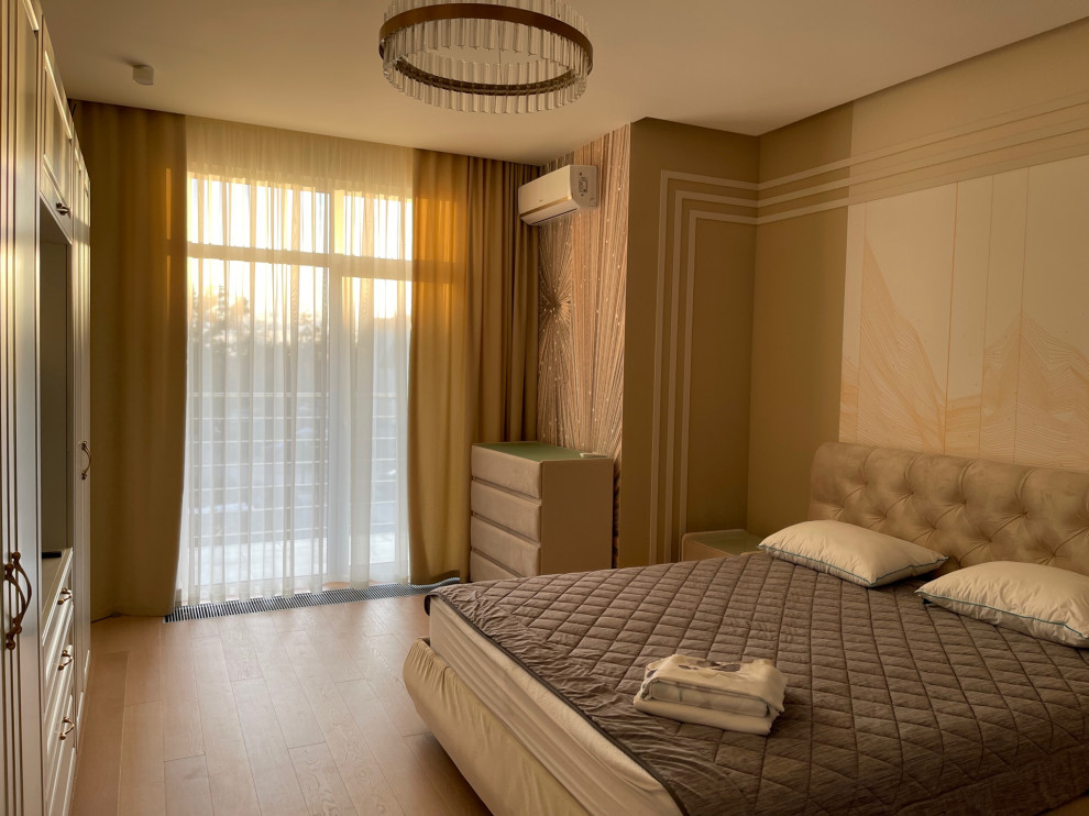 Спальни в проекте жилого дома на побережье, в г. Геленджике