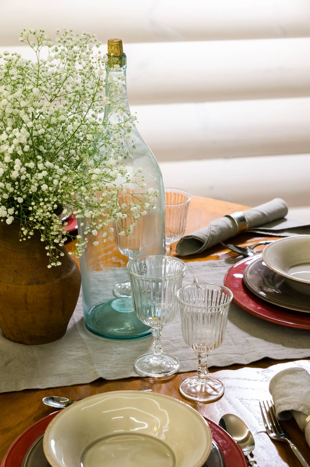 Проект недели: «Английская» изба в дачной гостиной