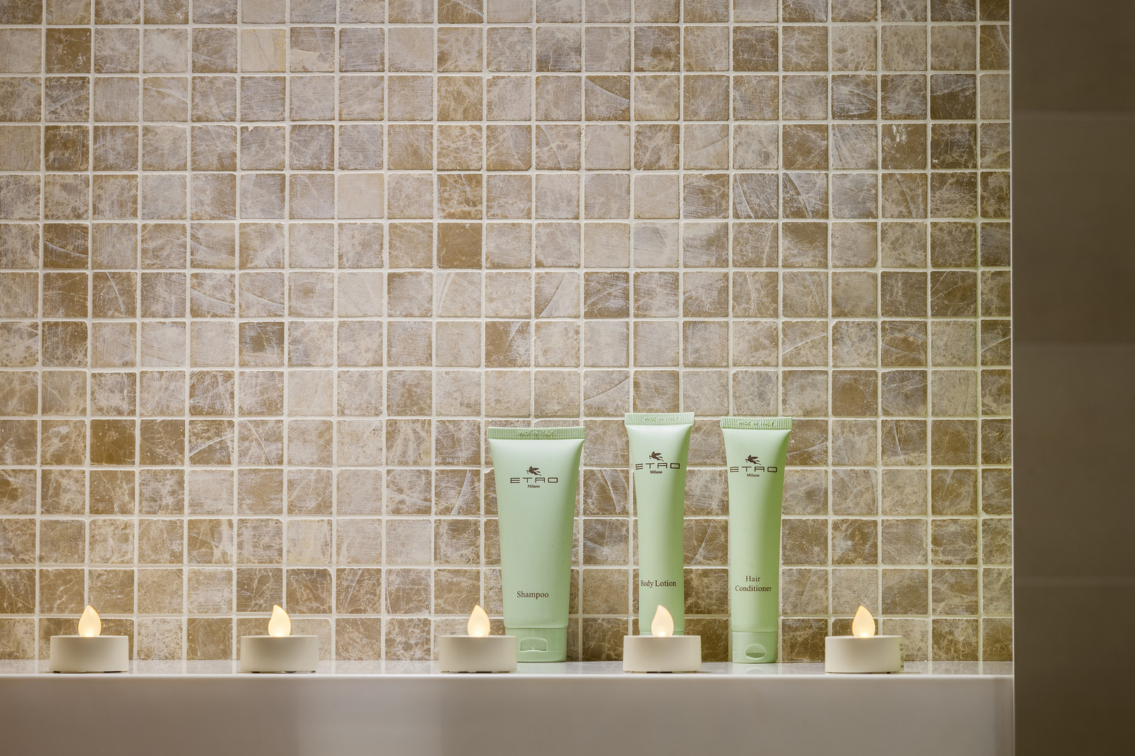 Дизайн квартиры с использованием искусственного камня