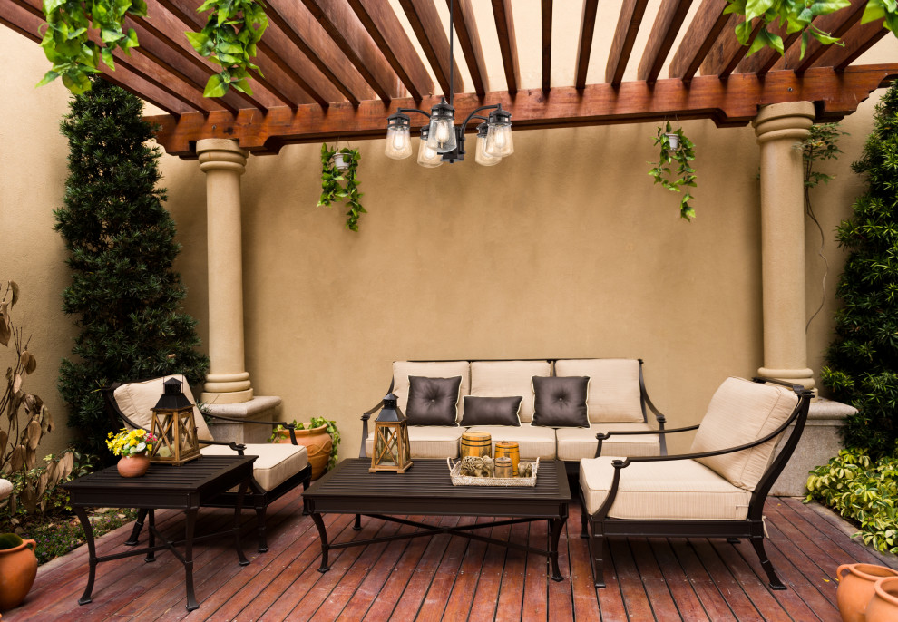 Обложка проекта: Освещение зон отдыха на загородном участке