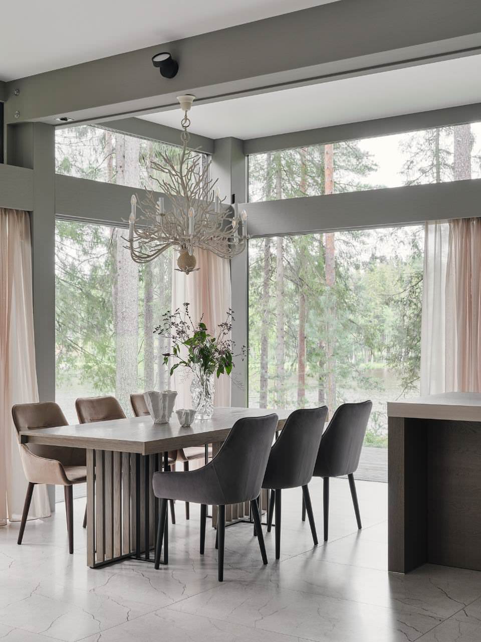 Дом у озера