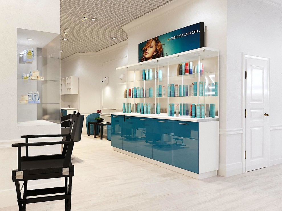 Второй этаж. Парикмахерская зона.