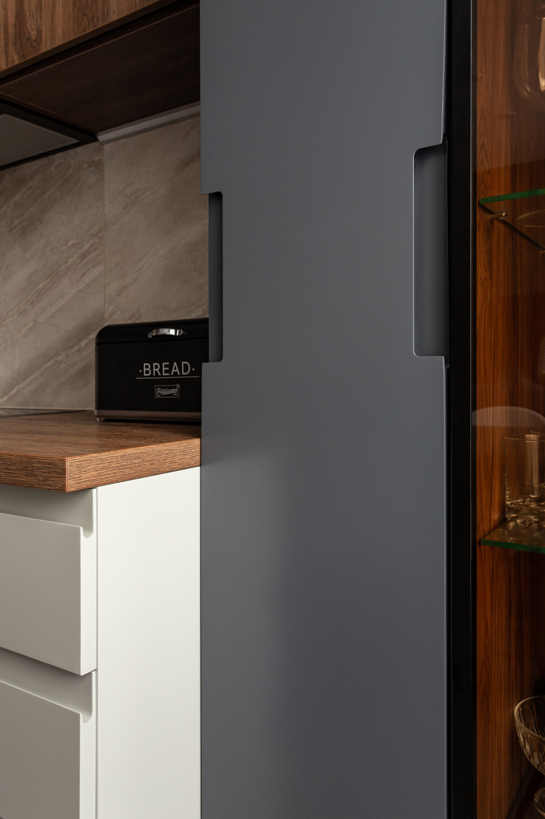 Угловая кухня в ЖК Домашний