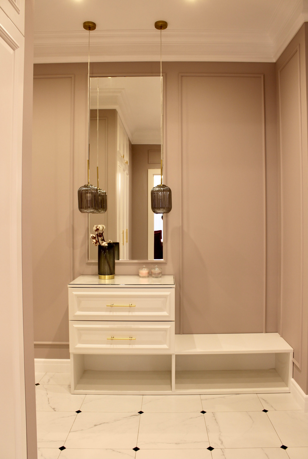 Обложка проекта: ЖК Неоклассика. Реализация