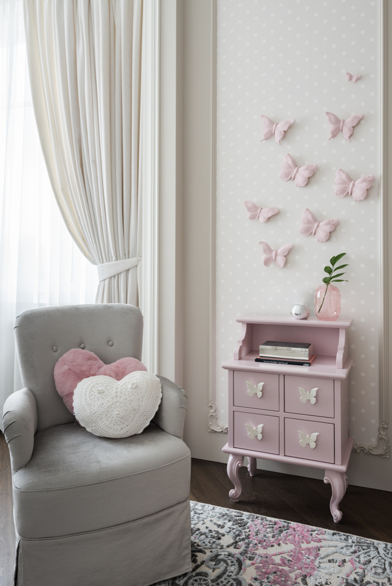 КВАРТИРА В САНКТ-ПЕТЕРБУРГЕ 150 м.кв.