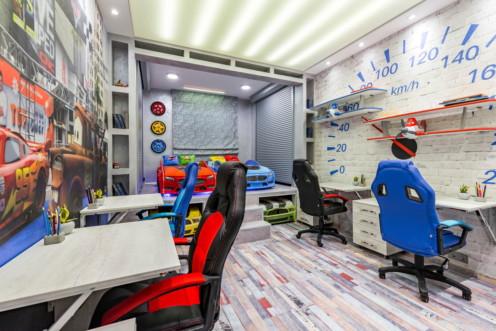 Обложка проекта: ГАРАЖ на 4 МЕСТА. Школа ремонта (ТНТ)