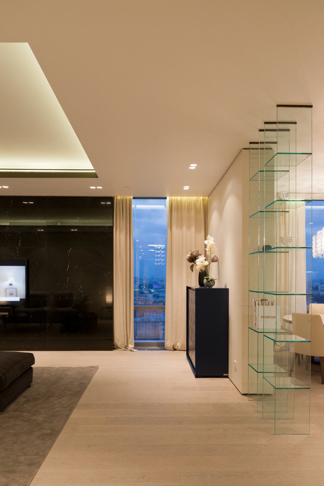 ИНТЕРЬЕР КВАРТИРЫ НА МОСФИЛЬМОВСКОЙ