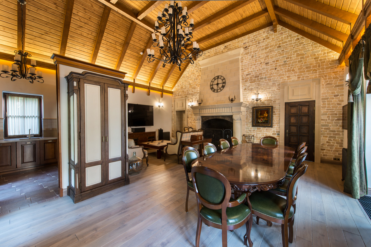 Интерьеры дома в поселке "Третья Охота"