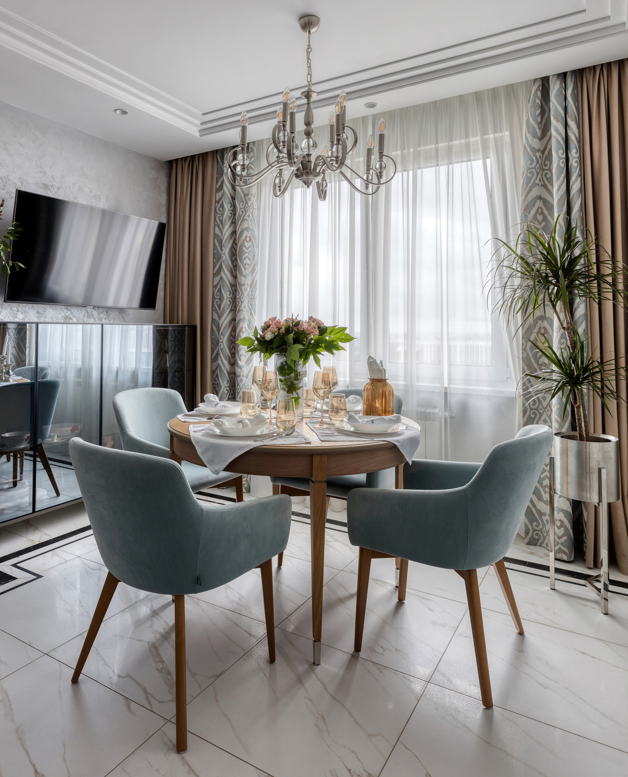 Уютная квартира на берегу Невы