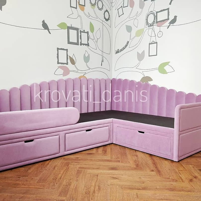 Обложка проекта: Двухместная кровать в детскую комнату