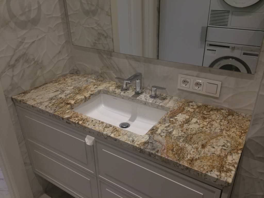 Столешница и остров кухня, столешницы в в/к из гранита Sagitarius