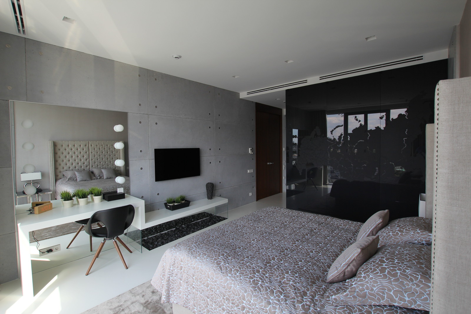 Умная квартира на цветном