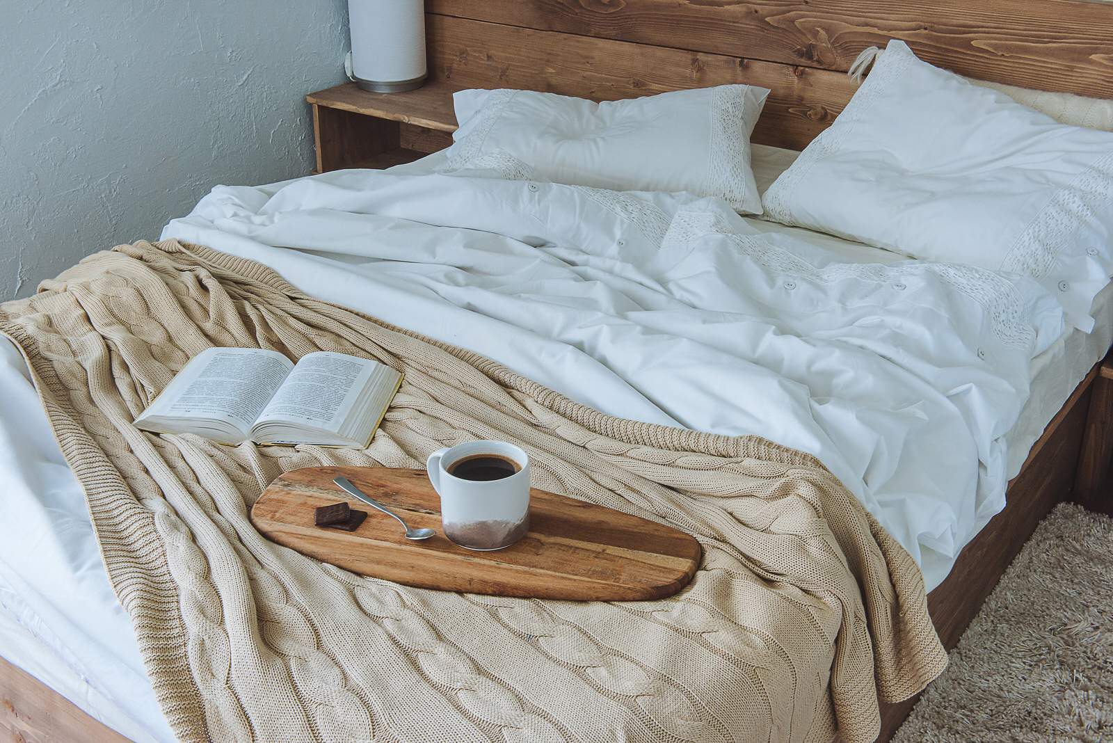 Обложка проекта: Кофе в постель