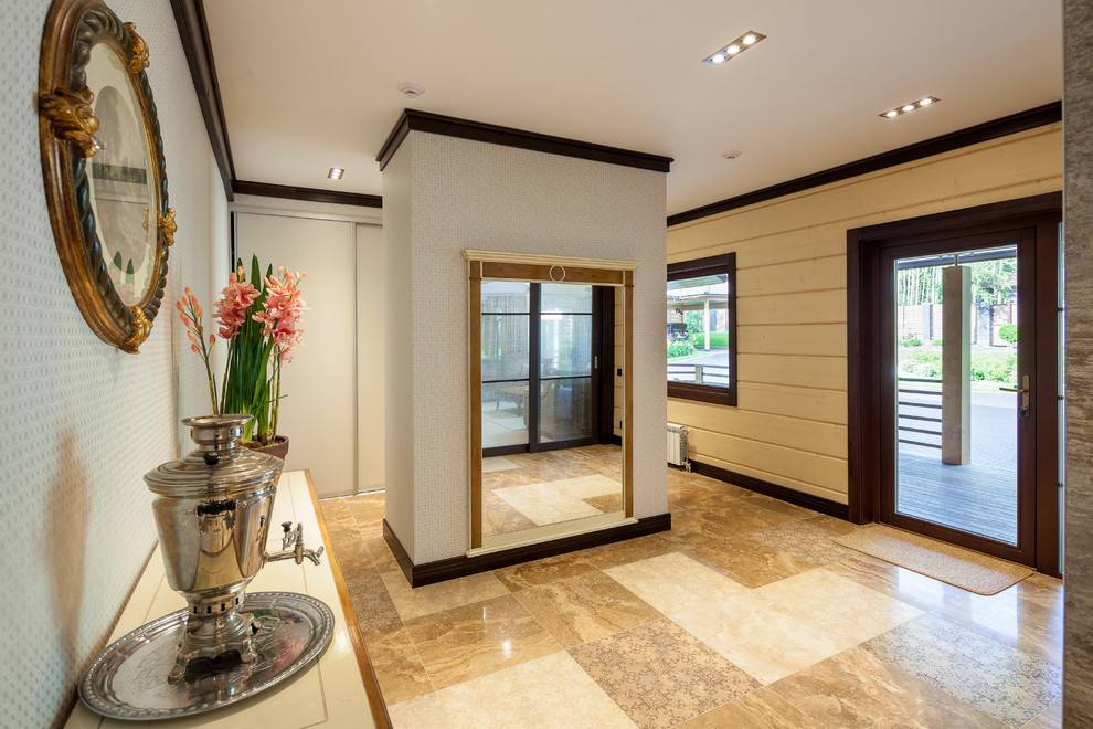 Интерьер трехэтажного загородного дома в Нижегородской области