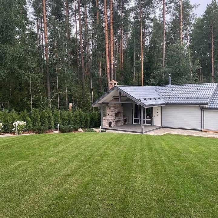 AC0D15F0-6A7E-4545-8C8F-2BCA3D866787