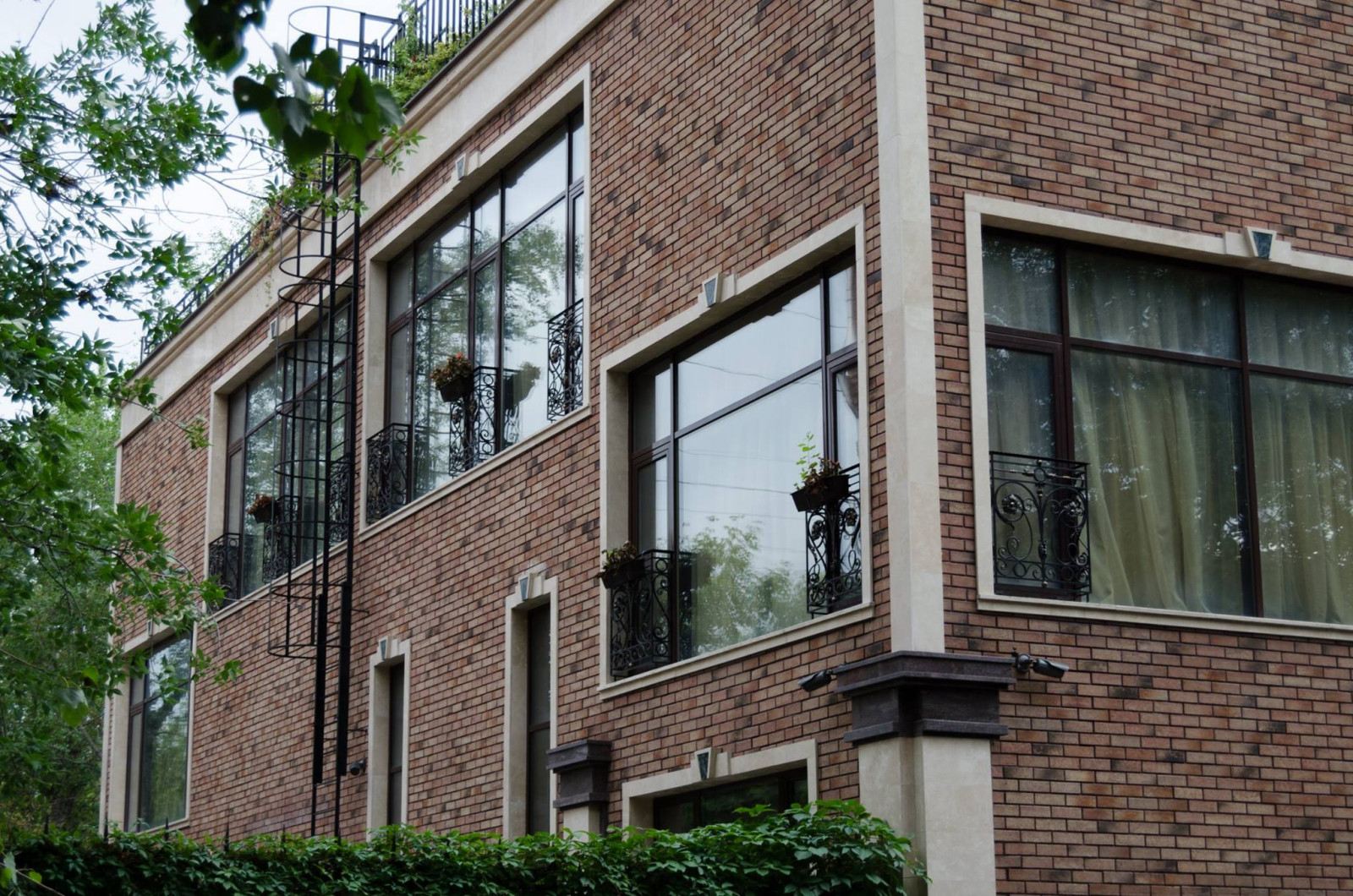 Фоновое изображение профиля ООО "ТД"Керамик Груп" Калуга