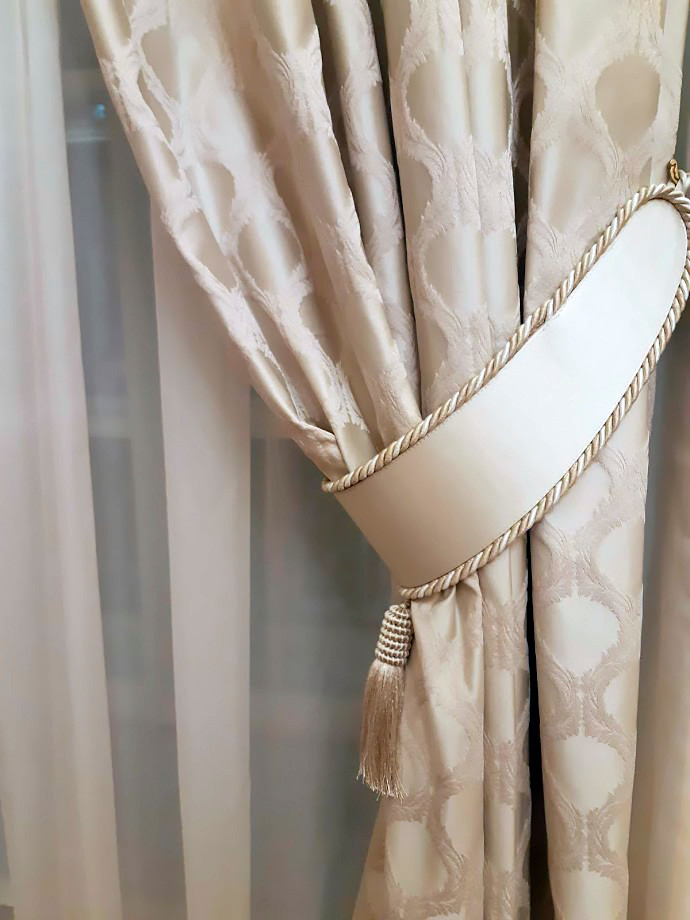 Шторы в интерьере