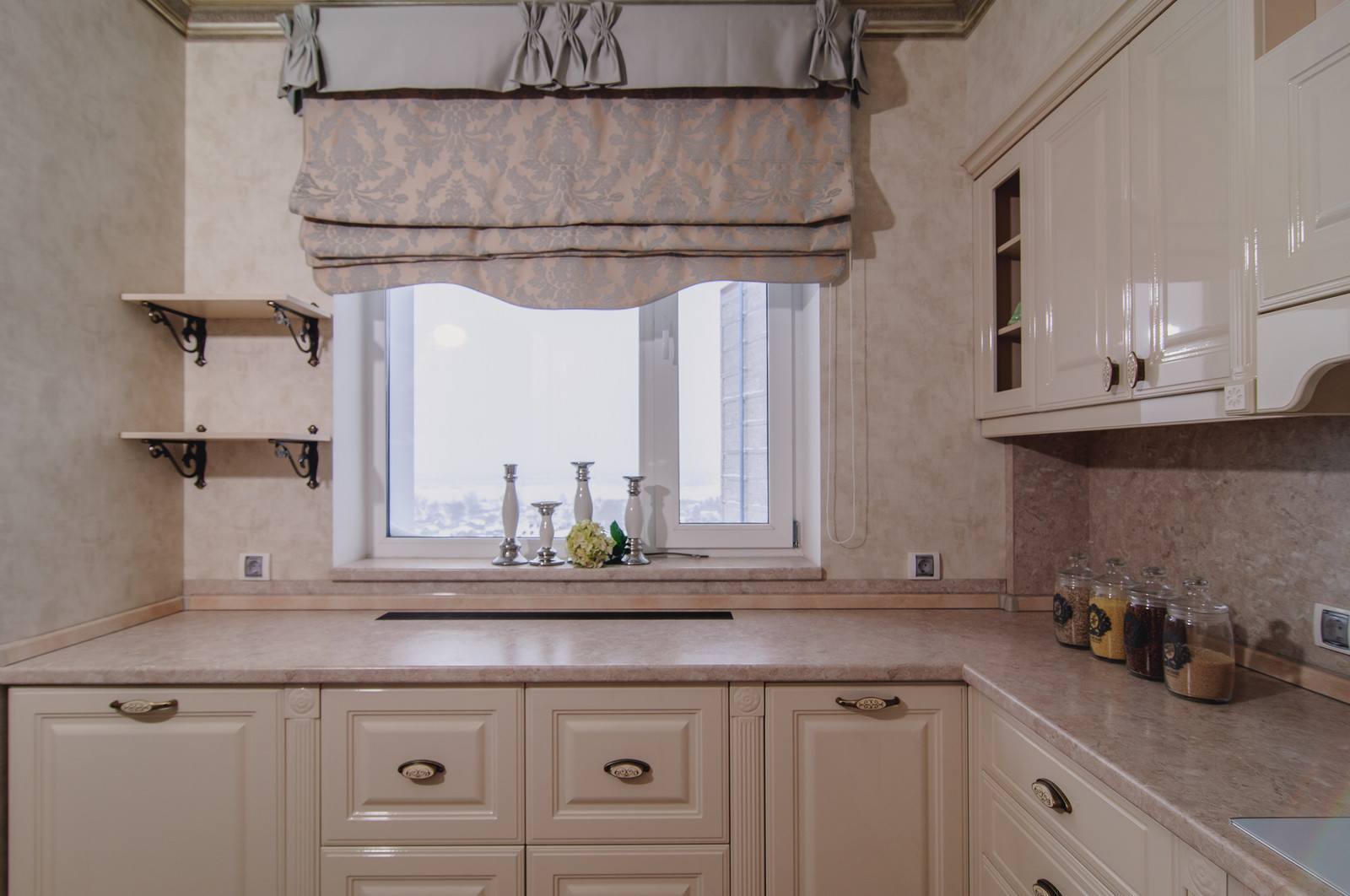 Трехкомнатная квартира в классике