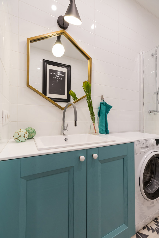 Тропическая медь на Стремянной улице