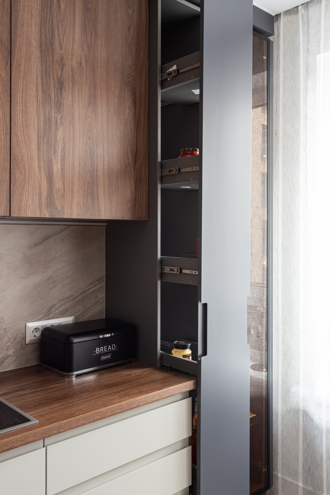 Угловая кухня в ЖК Домашний