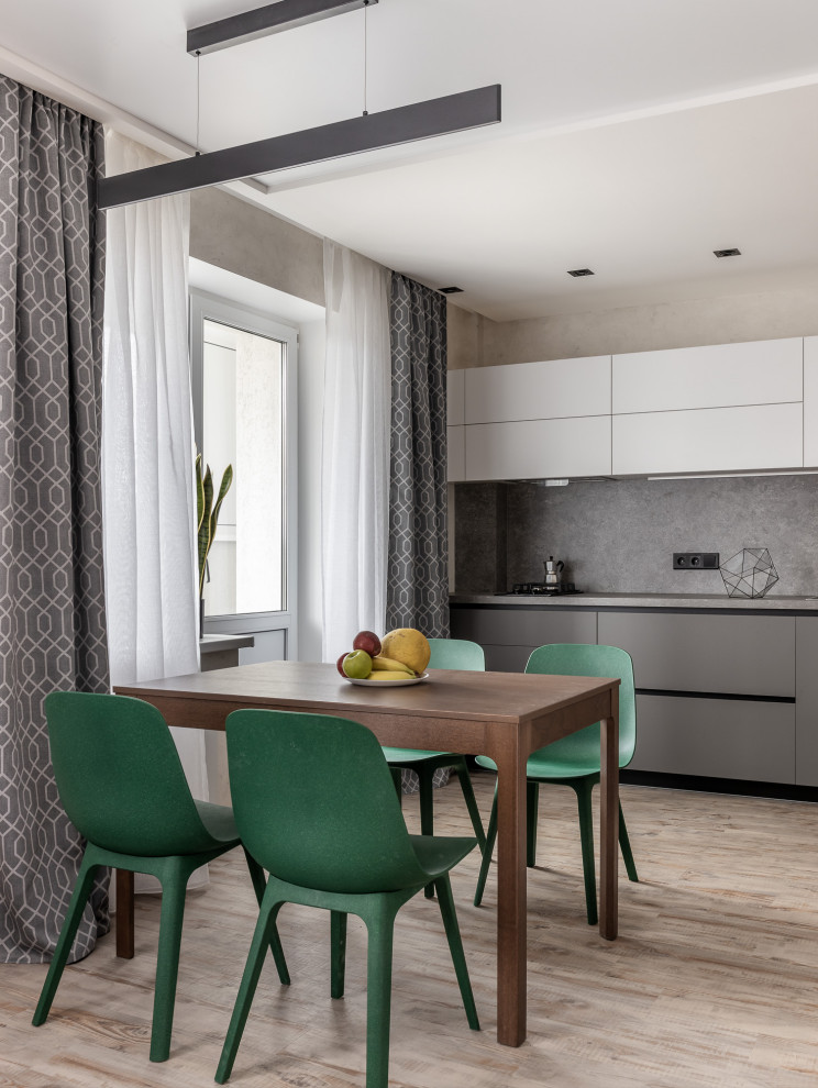 «Молодой и холостой»