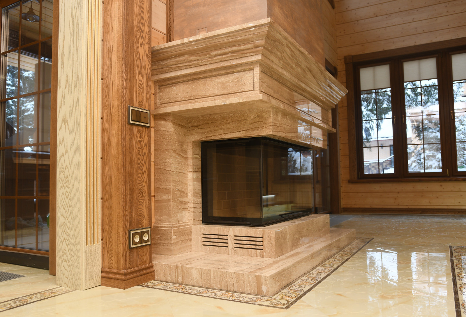 Обложка проекта: Монтаж дровяного камина с мраморной облицовкой