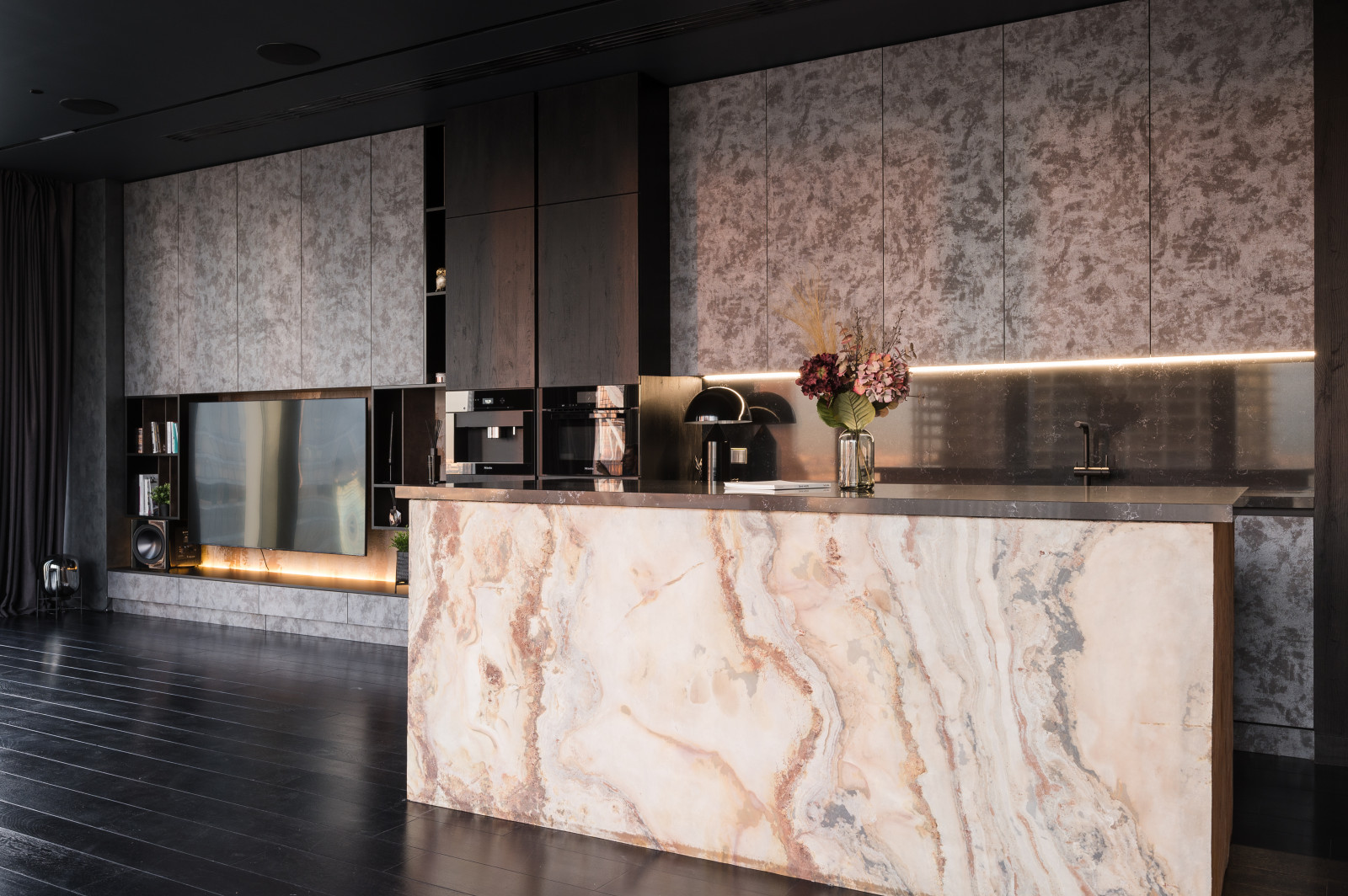 Апартаменты в Neva Towers