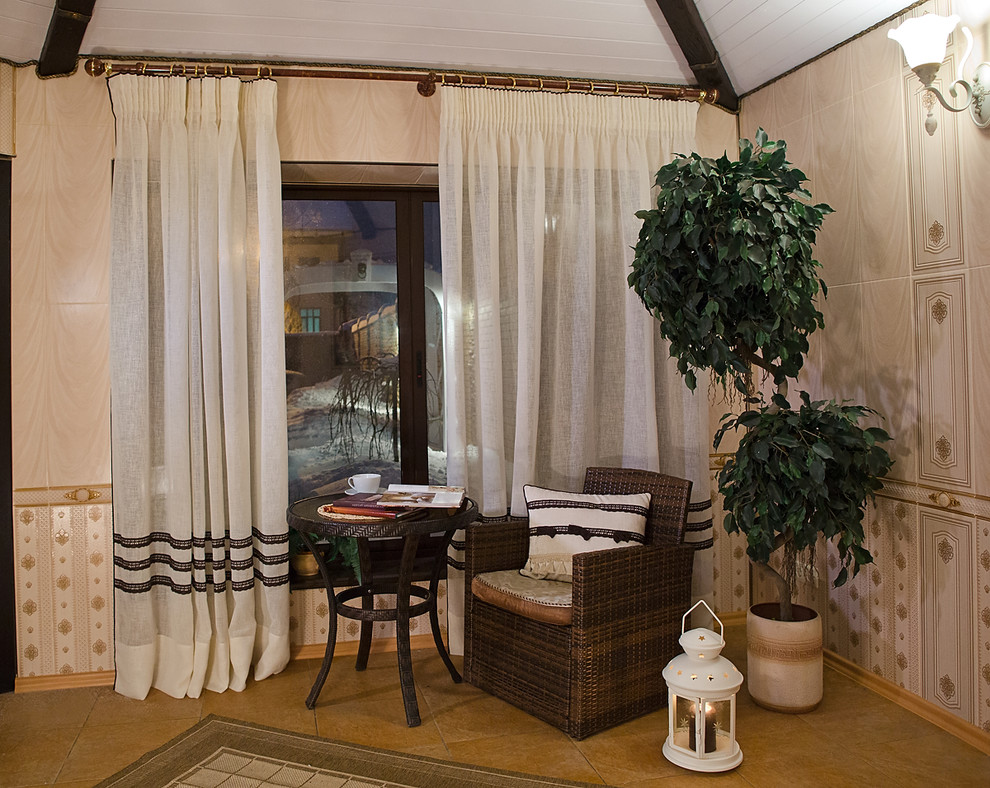 окно в беседке