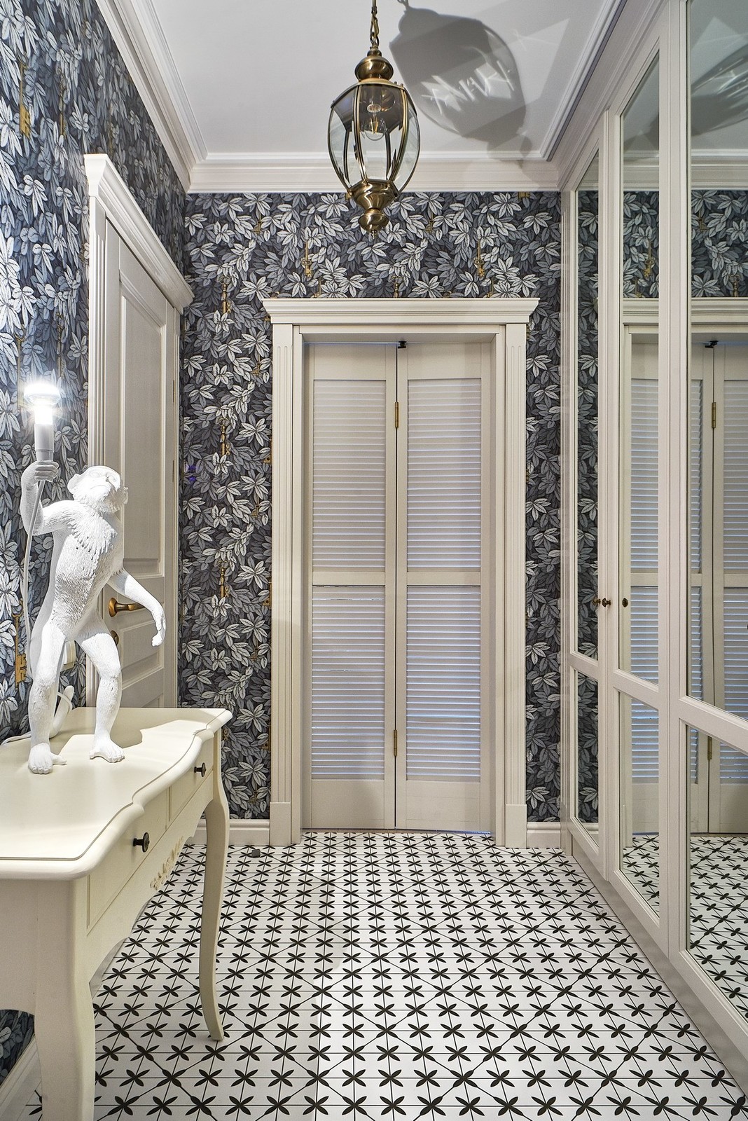 Обложка альбома: Doors to different spaces