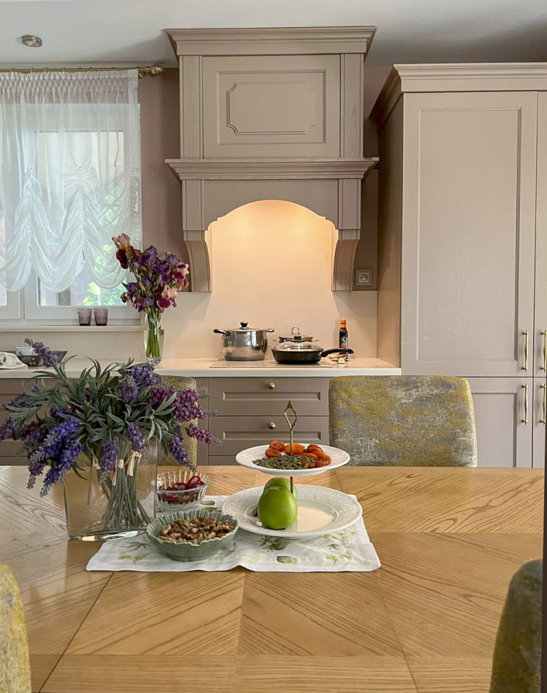 Реновация интерьера дома для семьи с тремя детьми.