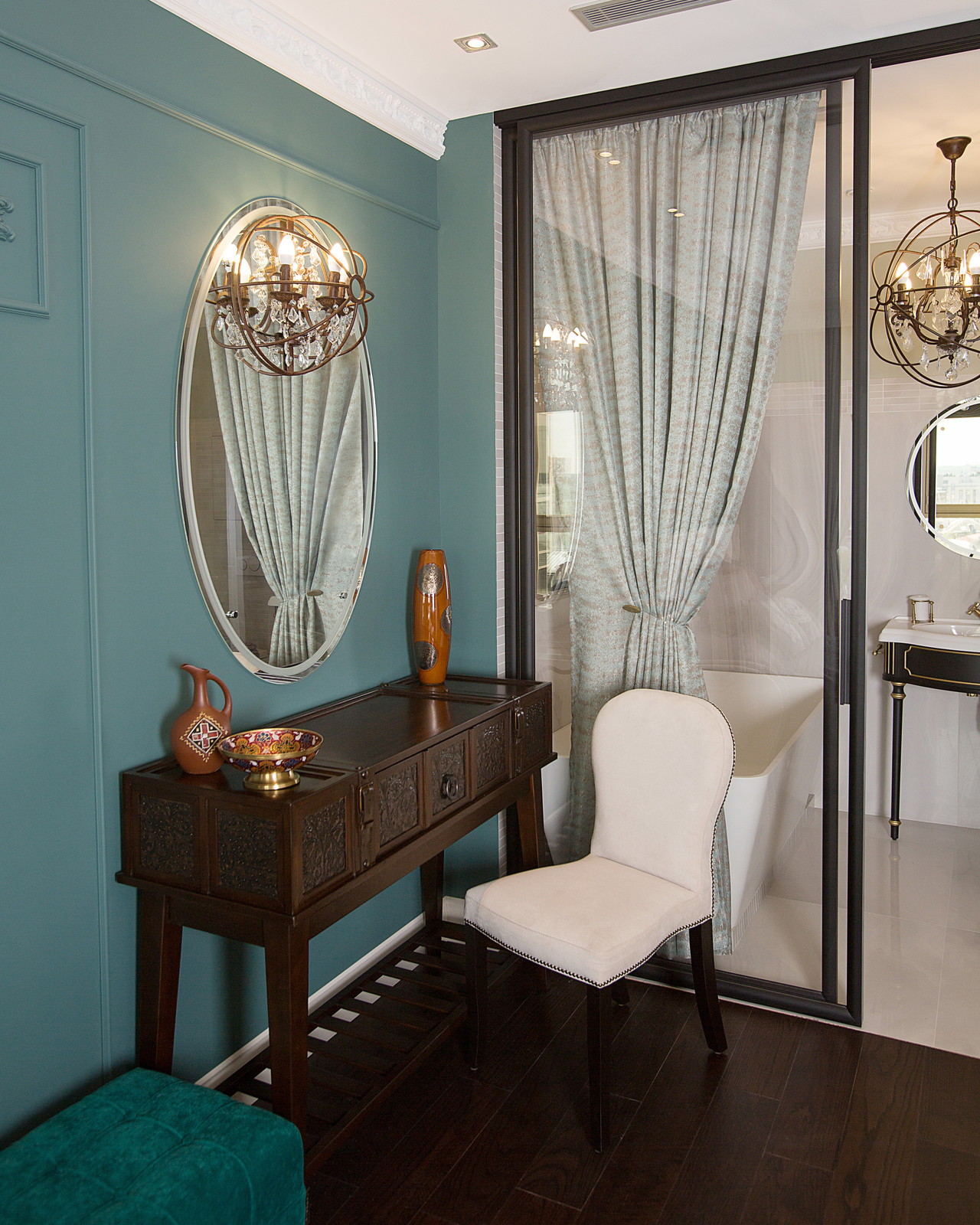 Трехкомнатная квартира с винтажными акцентами