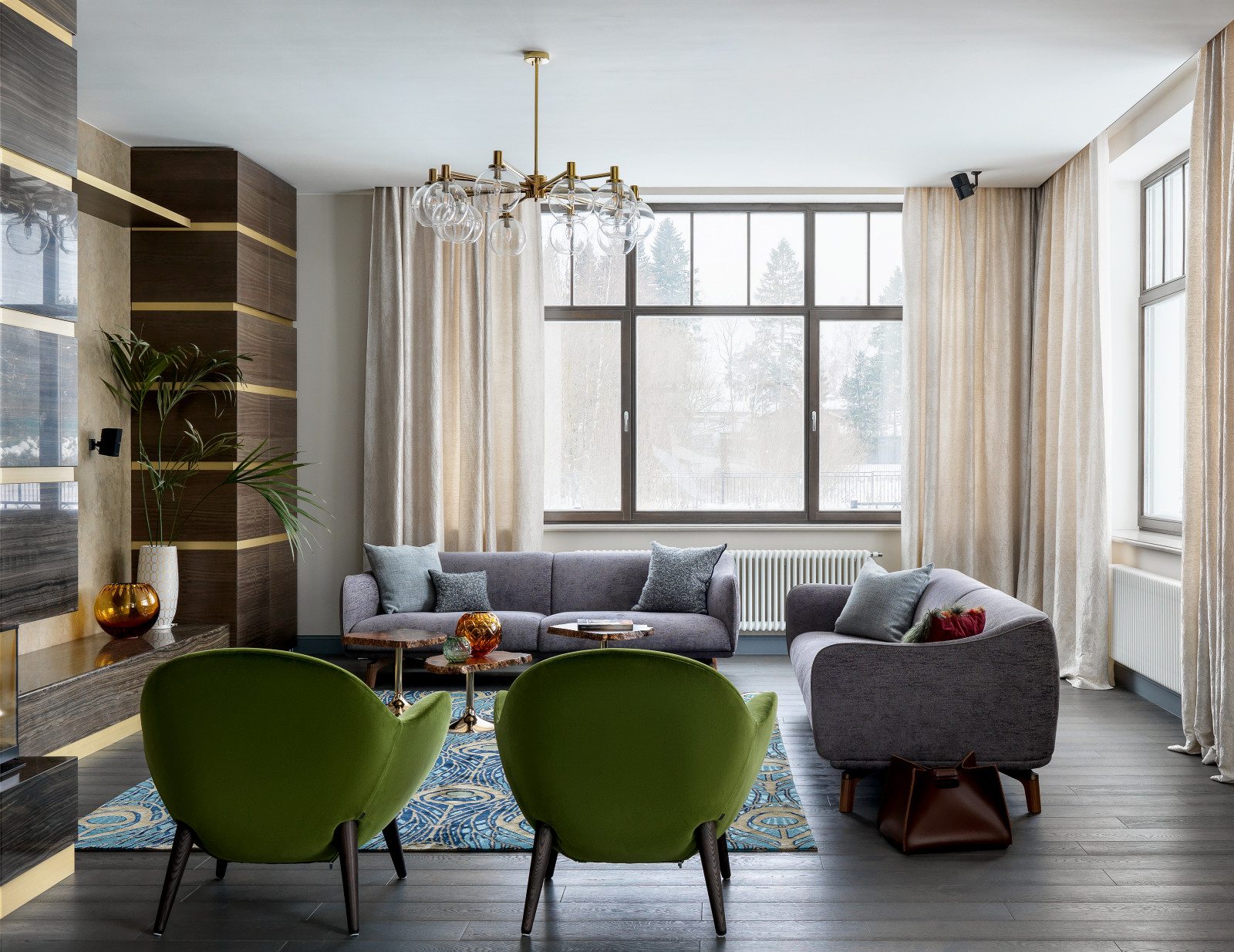 Дом для большой семьи, Графские пруды